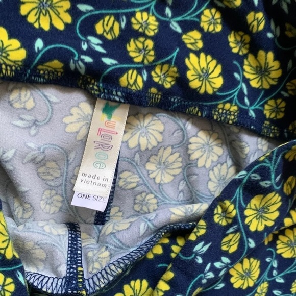 Lularoe leggings - Picture 2 of 2